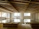Arquitetos reformam escritório com 130 pallets