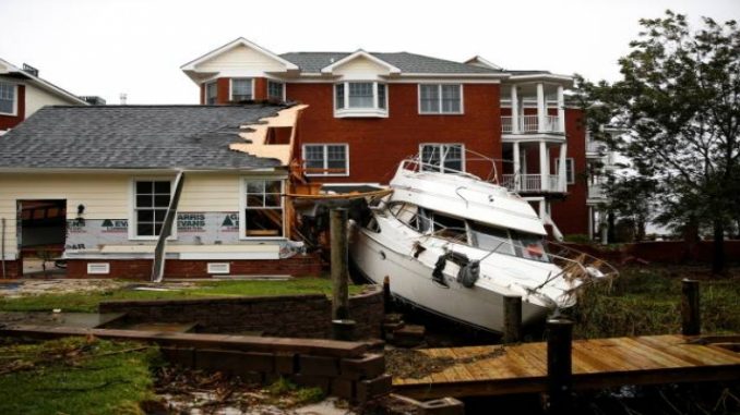 Número de mortos do furacão Florence nos EUA sobe para 15 