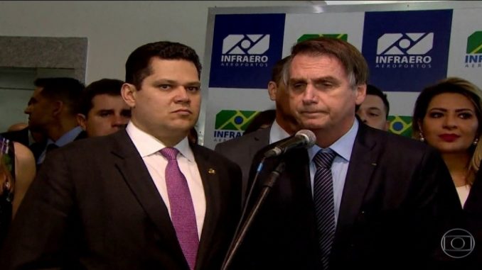 Bolsonaro fará reunião com ministros e responsáveis pela política de preços da Petrobras 