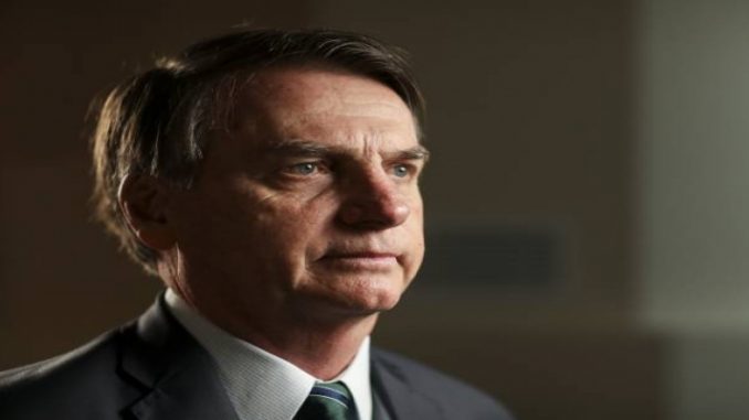 Conversa incipiente sobre impeachment reflete frustração com Bolsonaro 