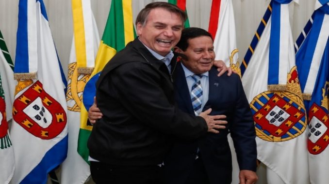 Bolsonaro embarca para o Japão para participar de cúpula do G20 