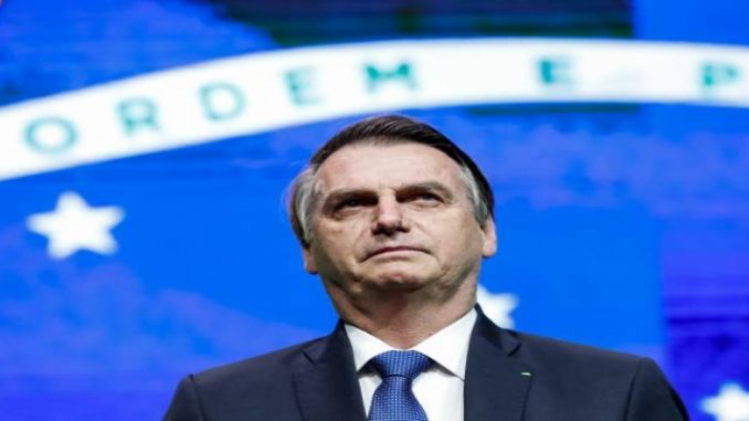 Bolsonaro sanciona lei das agências reguladoras e veta lista tríplice 