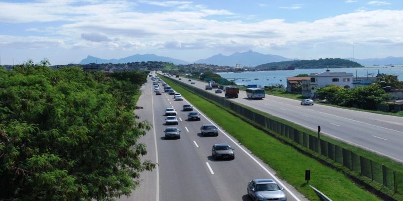 Cerca de 102 mil veículos são esperados entre a divisa do Rio com o Espírito Santo, até Conceição de Macabu — Foto: Divulgação/Autopista Fluminense