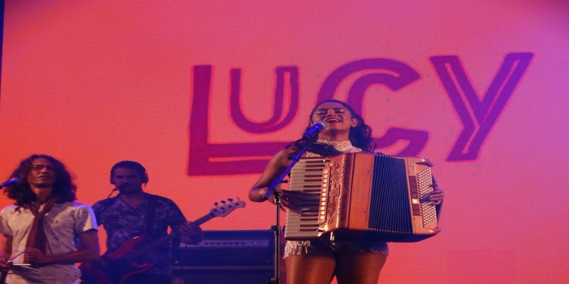 Lucy Alves se apresentará neste sábado (22), às 21h30, no Arraiá do Sesc, em Campos — Foto: Joalline Nascimento/G1