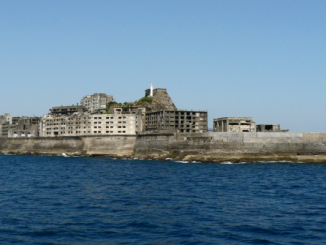 Ilha Hashima, a cidade fantasma japonesa que fica no meio do oceano