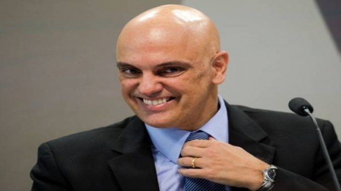 Juiz manda PF entregar inquérito dos hackers a Alexandre de Moraes 