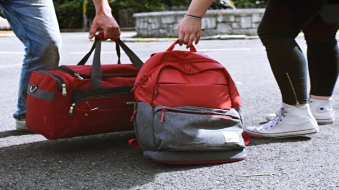 Lista de viagem: checklist mostra o que levar na mala e quais itens são essenciais 