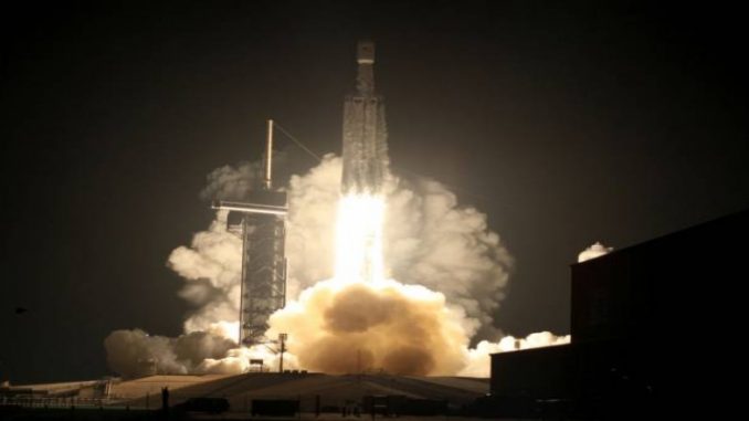 SpaceX expande operação para lançamento de foguete para Marte 