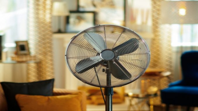 Tipos de ventiladores: amenize o calor investindo no ideal para sua casa