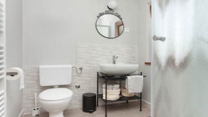 Banheiros Pequenos: 20 dicas para deixar o ambiente ainda mais bonito