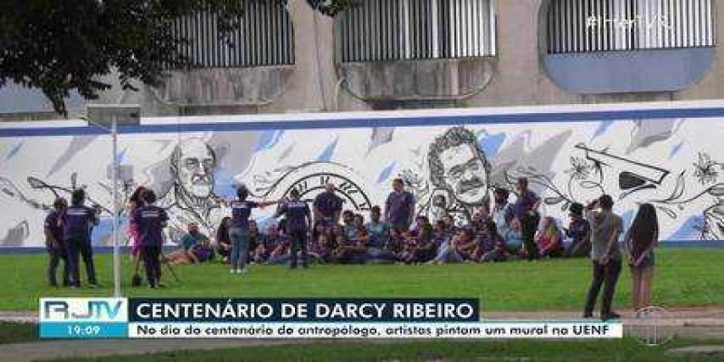 Uenf ganha painel em homenagem ao centenário de Darcy Ribeiro