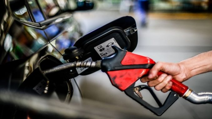 Preços da gasolina sobem pela terceira semana seguida, diz ANP 