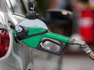 Preço da gasolina sobe na semana, mas fecha ano com queda de 25%, mostra ANP