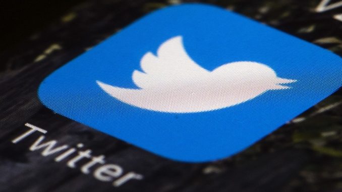 Twitter tem nova leva de demissões e chefe de políticas públicas deixa a empresa 