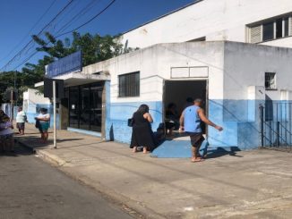 Vacinação ocorre em dois postos durante o fim de semana em Campos, no RJ