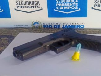 Homem é preso com simulacro de pistola no Centro de Campos, no RJ