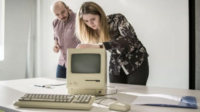 O primeiro computador Mac faz 40 anos – e continua em uso 