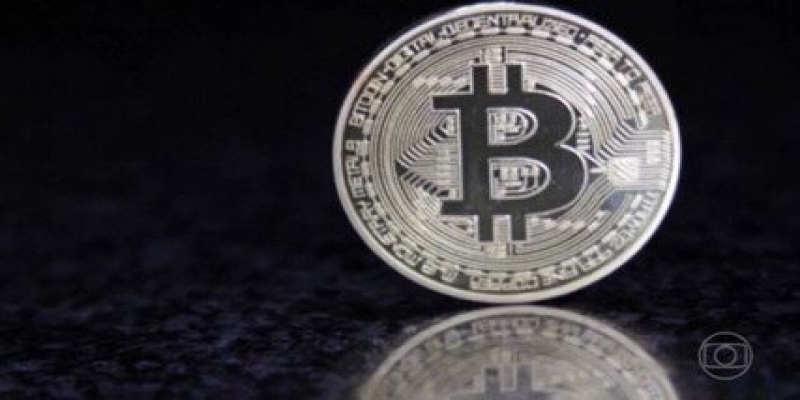 Bitcoin bate US$ 42 mil, maior patamar em 20 meses