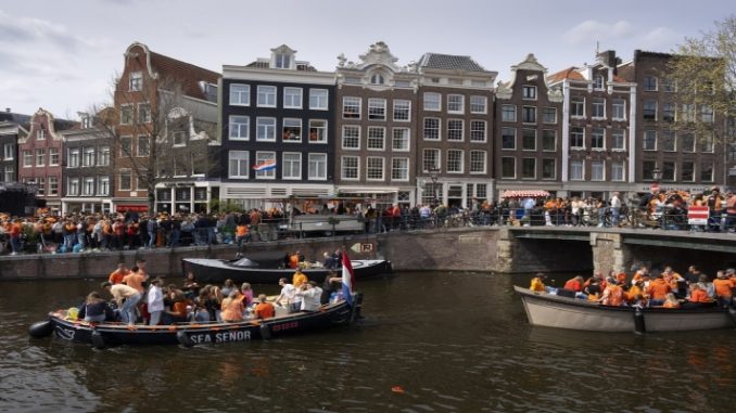 Por que Amsterdã proibiu a construção de hotéis 