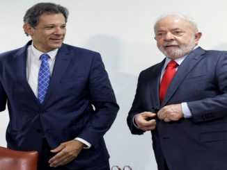 Lula e Haddad celebram mudança em perspectiva de nota de crédito do Brasil na Moody's