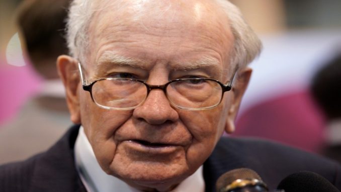 Warren Buffett define testamento e deixa fortuna de R$ 720 bi para fundo de caridade supervisionado por filhos, diz jornal 