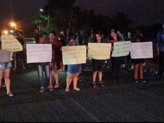 Moradores fazem protesto na RJ 158, em São Fidélis: 'não queremos asfalto meia boca'
